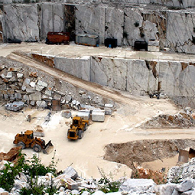 TOUR OF CARRARA MARBLE QUARRIES with stop in PISA & LUCCA –  Private Shore Excursion from Piombino